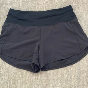 LULULEMON Speed up 4” shorts size 8